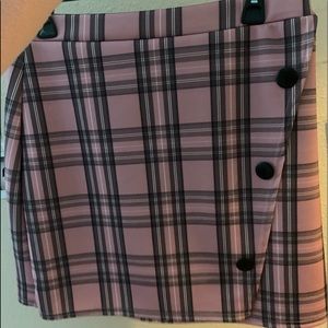 Pink check button skirt